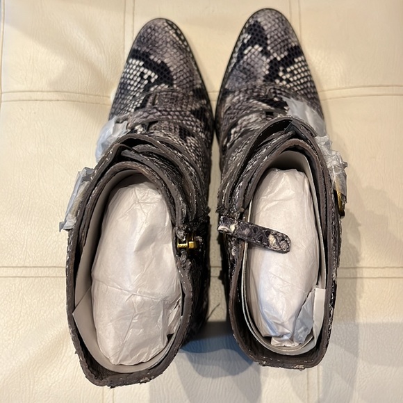 J. Crew NEW Multi-buckle boots in snake-embossed leather 7.5 Retails $298 - Picture 14 of 16